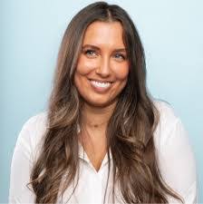 Samantha Palin's Instagram, Twitter & Facebook