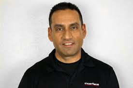 Albert Luna's Instagram, Twitter & Facebook