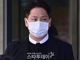 He loves shopping and looking for trendy or fancy clothes. B A P Himchan First Trial For Indecent Assault October He Won T Be In Court Mottokorea