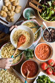 See 737 unbiased reviews of macchina pasta bar, rated 4.5 of 5 on tripadvisor and ranked #519 of 10,337 restaurants in barcelona. Host An Awesome Dinner Party With A Make Your Own Pasta Bar The Sweetest Occasion