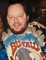 Eli Spicer's Instagram, Twitter & Facebook