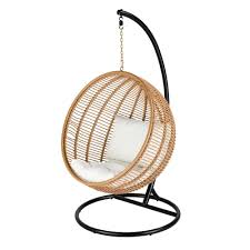 fussgestell fur hangesessel aus schwarzem metall cebu maisons du monde floating chair hanging egg chair basket chair