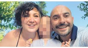 1 yıldır türkiye cumhuriyeti'nden belirli basın organları aracılığıyla bizim üzerimize yayınlar yapıldı. Safak Susamcioglu Nun Alexandra Lisa Hakkinda Anlattiklari Soke Etti Sosyetede Yilin Skandali Gundem Guncel