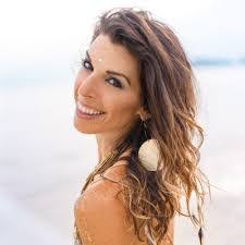 Jacqueline Casanova's Instagram, Twitter & Facebook