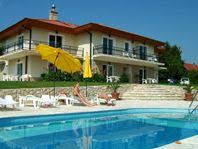 Ferienhauser Am Balaton Landhaus Ferienhaus Doppelhaus Oder Villa Beste Angebote Fur Ihr Ferienhaus Am Plattensee Ferienhaus Ferien Balaton Urlaub
