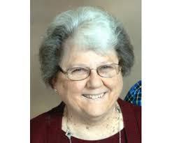 Barbara Makos's Instagram, Twitter & Facebook