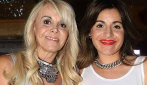 Dalma y gianinna maradona arremetieron contra luis ventura y cuestionaron su lugar en el medio. El Saludo De Claudia Villafane A Gianinna Maradona Por Su Cumpleanos Radio Mitre