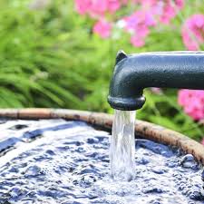 Brunnenwasser färbt sich durch chlorzugabe grün oder braun. Schwimmbecken Mit Brunnenwasser Befullen Darauf Mussen Sie Achten Poolsana Der Pool Sauna Fachdiscount