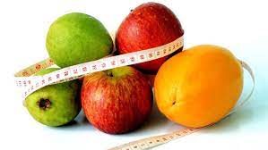 Beberapamakanan seperti buah untuk diet dapat membantu anda menurunkan berat badan. Cara Diet Defisit Kalori Agar Berat Badan Turun