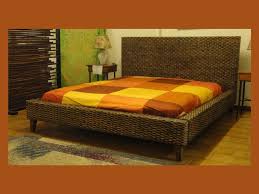 From inukhome.com il letto in rattan intrecciato dallo stile etnico è interamente in legno. Letto Matrimoniale In Rattan In Stile Etnico Scontato Del 50