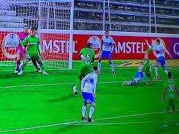 We have allocated points to each yellow (1 point) and red card (3 points) for ranking purposes. Universidad Catolica Vs Atletico Nacional Jugada Polemica Penalti Sobre Emmanuel Olivera Copa Libertadores Futbolred