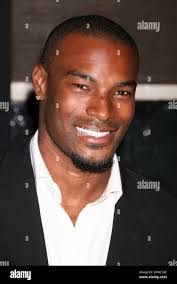 Henry Beckford's Instagram, Twitter & Facebook