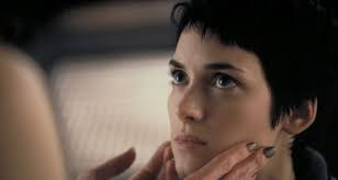 While alien 3 was pretty bad, alien resurrection is far far worse. Winona Ryder Film Rezensionen De