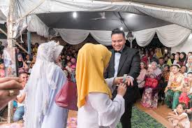 Before downloading you can preview any song by mouse over the. Lil Pijen Ar Twitter Btw Tarian Ini Dari Adat Bajau Dan Suluk And Nama Tarian Ini Mangalai Dan Juga Pakiring Soo Kalau Dengar Lagu Pakiring Na Pakiring Pun Rasa Boleh