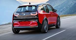 Inside, bmw's professional navigation is fitted to all cars, while three interior trim packages are available above the standard atelier grade, called loft, lodge and suite. 2018 Bmw I3 Electric Ups Its Game Green Car Journal