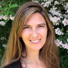 Kristen Query's Instagram, Twitter & Facebook