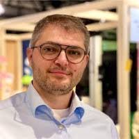 Jan Ostermeier's Instagram, Twitter & Facebook