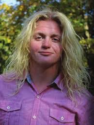 Jasmine Comer's Instagram, Twitter & Facebook