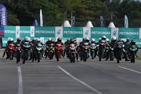 Pelumba malaysian cub prix 2021, ammeer dhiyaulhaq errman zuhadi telah. Cub Prix Resumes With Round 2 At The Tangkak Track Sports247