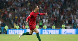 After 15 minutes, spain are seeing more of the ball now, with portugal now sitting back in an attempt to hit on the with just three minutes into the game, ronaldo wins a penalty from real madrid teammate nacho! 90 In 90 Portugal Vs Spain 2018 Fifa World Cup Highlights Video Schildnews