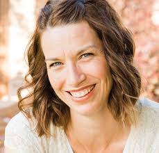 Kate Lee's Instagram, Twitter & Facebook