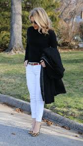 How To Wear White Jeans How To Wear White Jeans White Jeans Fall Fashion