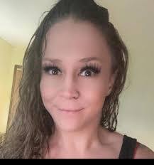 Delia Kay's Instagram, Twitter & Facebook