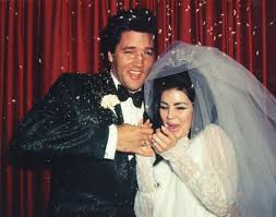 Married to elvis presley from 1967 to 1973, she served as chairwoman of elvis presley enterprises (epe), the company that. Hvuvvv06vccc9m