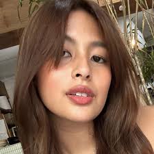 The 30 Hottest Filipino Women Singers (With Photos)