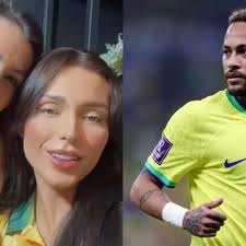 Ex-amante de Neymar grava vídeo picante com Andressa Urach e alfineta  jogador