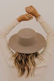 The Dahlia Hat Roolee Hats Check Us Out For Unique Designer Quality Hats And Accessories Pe Women Hats Fashion Outfits With Hats Hats For Women