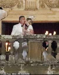 They were married in 1989, with prince harry as a pageboy and businessman darius guppy serving as best man. Wtkcso0fur4yom