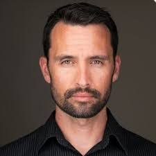 Derek Leary's Instagram, Twitter & Facebook