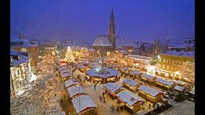 I banchetti delle piazze di mercato a soprabolzano e a collalbo propongono prodotti autentici e di qualità, delizie culinarie che riscaldano il cuore. Mercatini Di Natale Bolzano E Merano 2015 Youtube