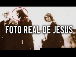 Jesus De Nazaret Segun Dos Viajeros En El Tiempo Alien Truth Youtube Viajero Del Tiempo Logo De Bts Fotos
