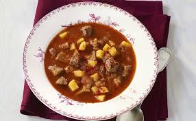Klassische Gulaschsuppe Rezept Fur Den Thermomix Rezept Gulaschsuppe Rezepte Rezepte Gulaschsuppe
