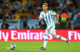 Profile page for argentina football player lucas biglia (midfielder). Lucas Biglia Talks Not Understanding Jorge Sampaoli Argentina 2014 World Cup More Mundo Albiceleste