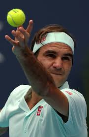 Miami Open men's final: Roger Federer defeats John Isner 6-1, 6-4
