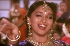 S p balasubramaniam, lata mangeshkar. Hum Aapke Hain Koun 20 Lesser Known Facts