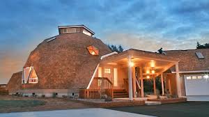 Dig These Dome Homes 8 Geodesic Domes For Sale Geodesic Dome Homes Dome House Monolithic Dome Homes