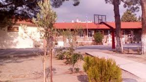 Η ideal ceramica δραστηριοποιείται στο εμπόριο των ειδών υγιεινής στη θεσσαλονίκη. 8essalonikh Thlefwnhma Gia Bomba Se Sxoleio Sto Wraiokastro