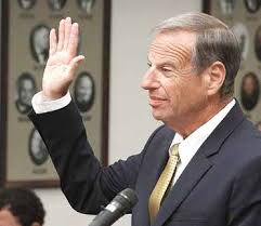 Parolin releva a Bertone