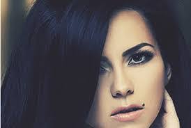 Alexis Berry's Instagram, Twitter & Facebook