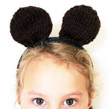 Everyone's favorite bears are included in this knitting pattern collection: Knitted Bear Ears Domesticspace