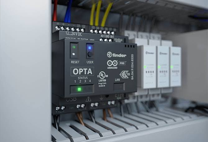 Arduino Opta WiFi