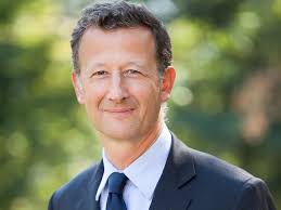 Escort girl Bucharest - door opened to start the fun!