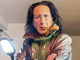 Gerald Thomas chama imortal da ABL de 'caluniador'...