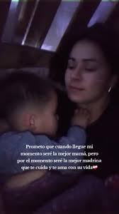 La Madrina Cuida A Su Ahijado