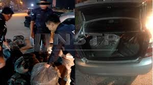 Maybe you would like to learn more about one of these? Dua Lelaki Ditahan Bawa 75kg Ketum