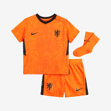 Shop a legendary selection of netherlands football kits, featuring home and away jerseys for youth, women and men. Netherlands 2020 Home Baby And Toddler Football Kit Nike Nl